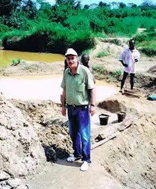 DOVE mining project in  Sierra Leone 2004 Kano